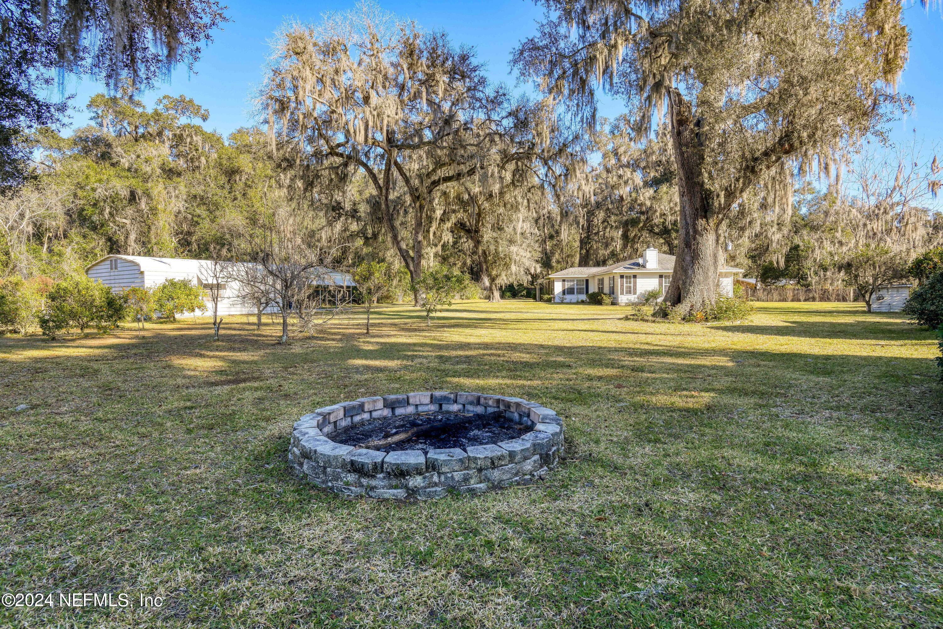 390 East End Road San Mateo, FL 32187 - Photo 42 of 54 309 East End Road ONLINE LOW RES-46