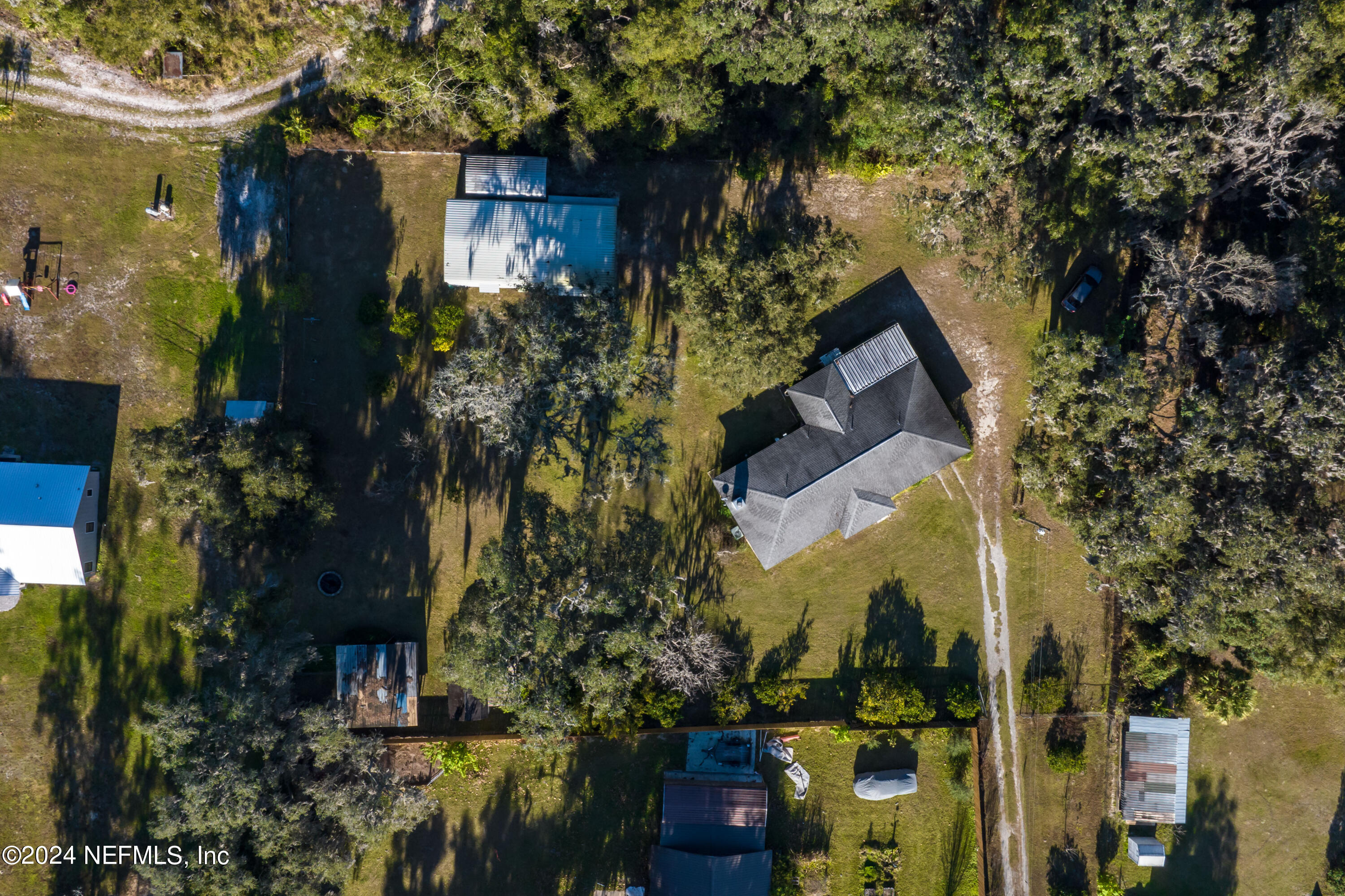 390 East End Road San Mateo, FL 32187 - Photo 46 of 54 309 East End Road ONLINE LOW RES-51
