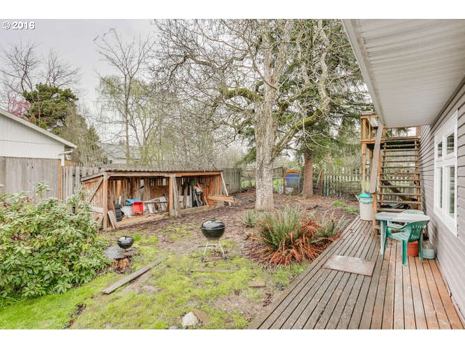 19460 Southwest Kinnaman Road Beaverton, OR 97078 - Photo 19 of 20 Gallery Image 19
