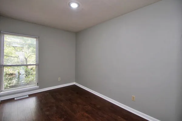 $2,200 | 1368 Bradley Drive, Harrisonburg, VA 22801