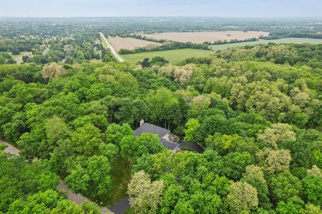 $1,285,000 | W332S9291 Red Brae Drive, Mukwonago, WI 53149