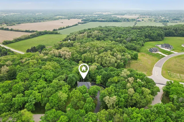 $1,285,000 | W332S9291 Red Brae Drive, Mukwonago, WI 53149