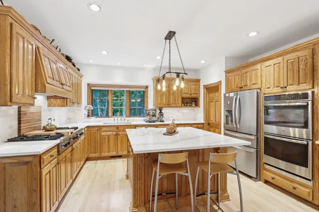 $1,285,000 | W332S9291 Red Brae Drive, Mukwonago, WI 53149