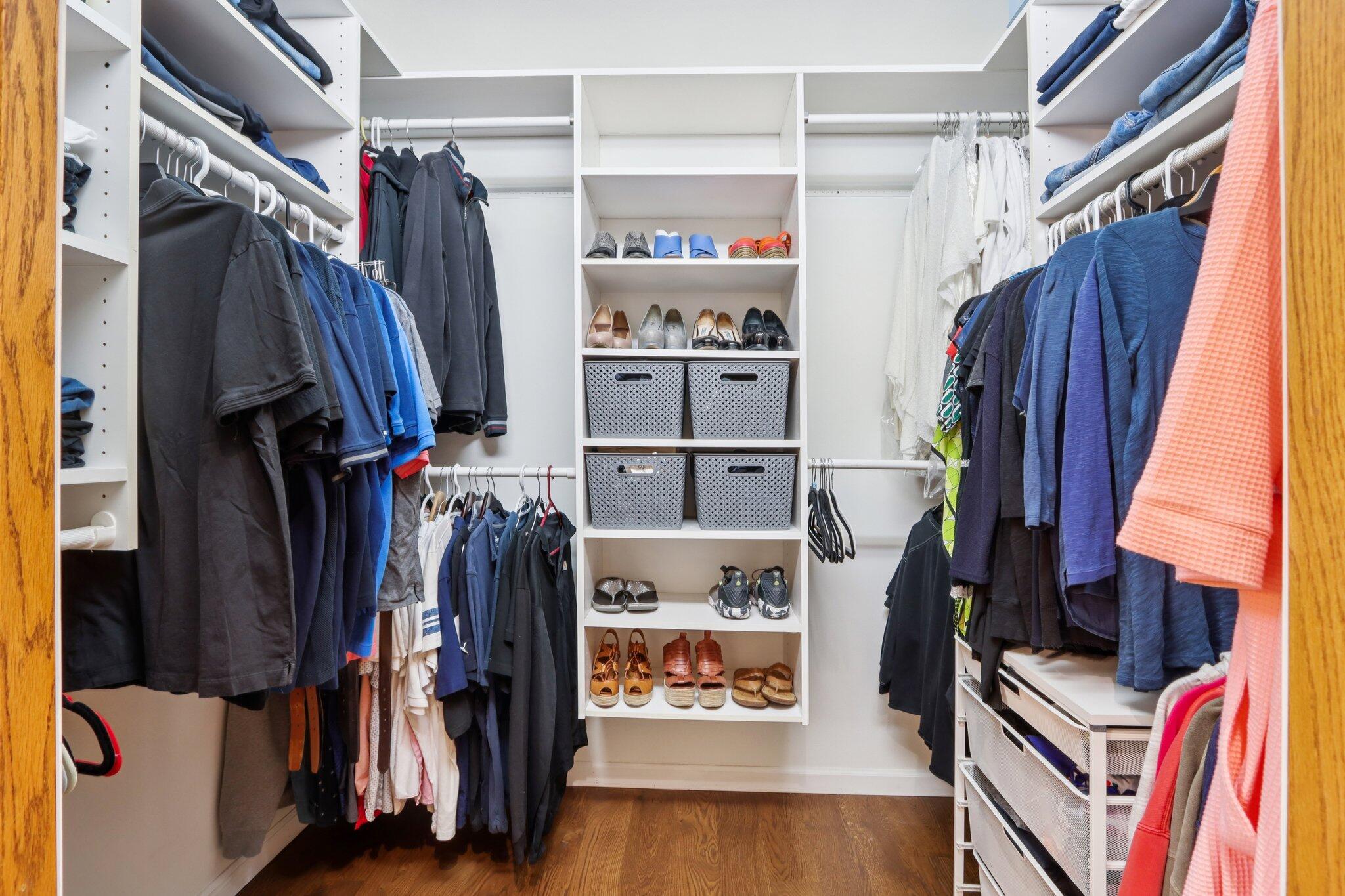 W332S9291 Red Brae Drive Mukwonago, WI 53149 - Photo 22 of 119 Master WIC