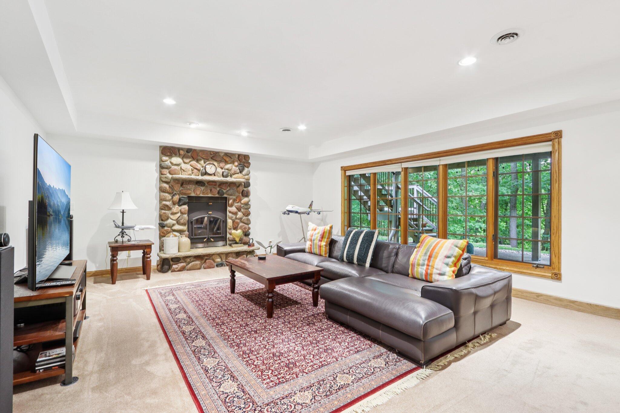 W332S9291 Red Brae Drive Mukwonago, WI 53149 - Photo 29 of 119 Rec Room