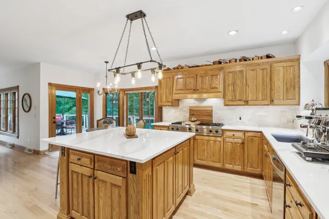 $1,285,000 | W332S9291 Red Brae Drive, Mukwonago, WI 53149