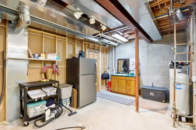 $1,285,000 | W332S9291 Red Brae Drive, Mukwonago, WI 53149