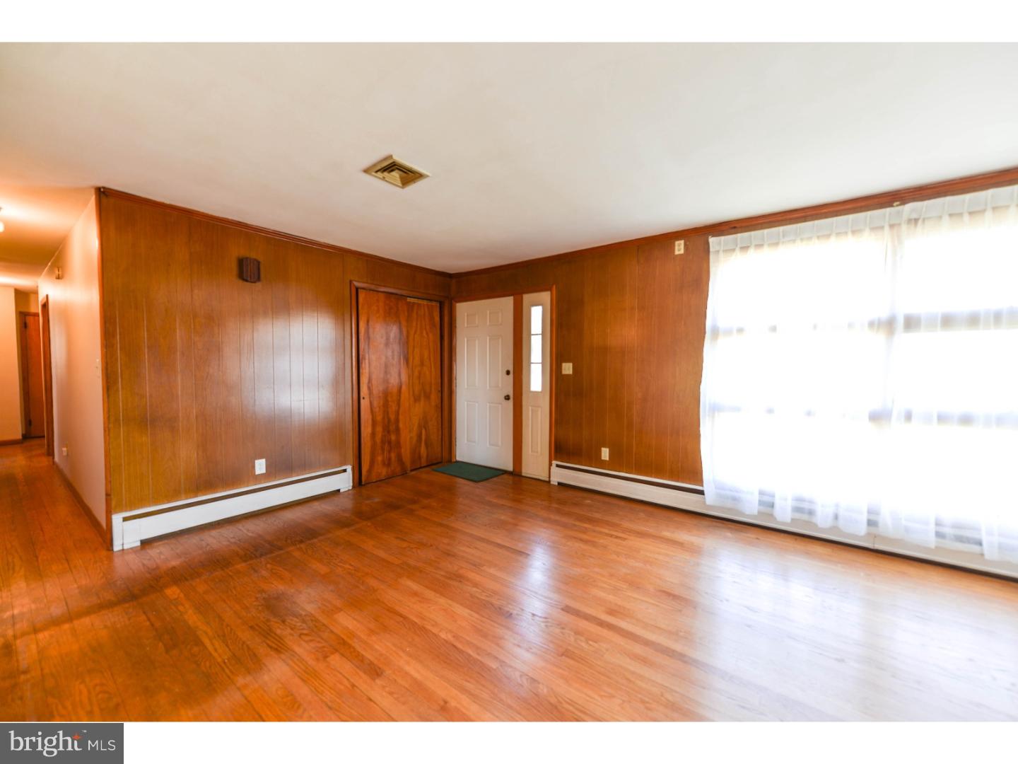 475 Whig Lane Road Pilesgrove, NJ 08098 - Photo 11 of 19 Gallery Image 11