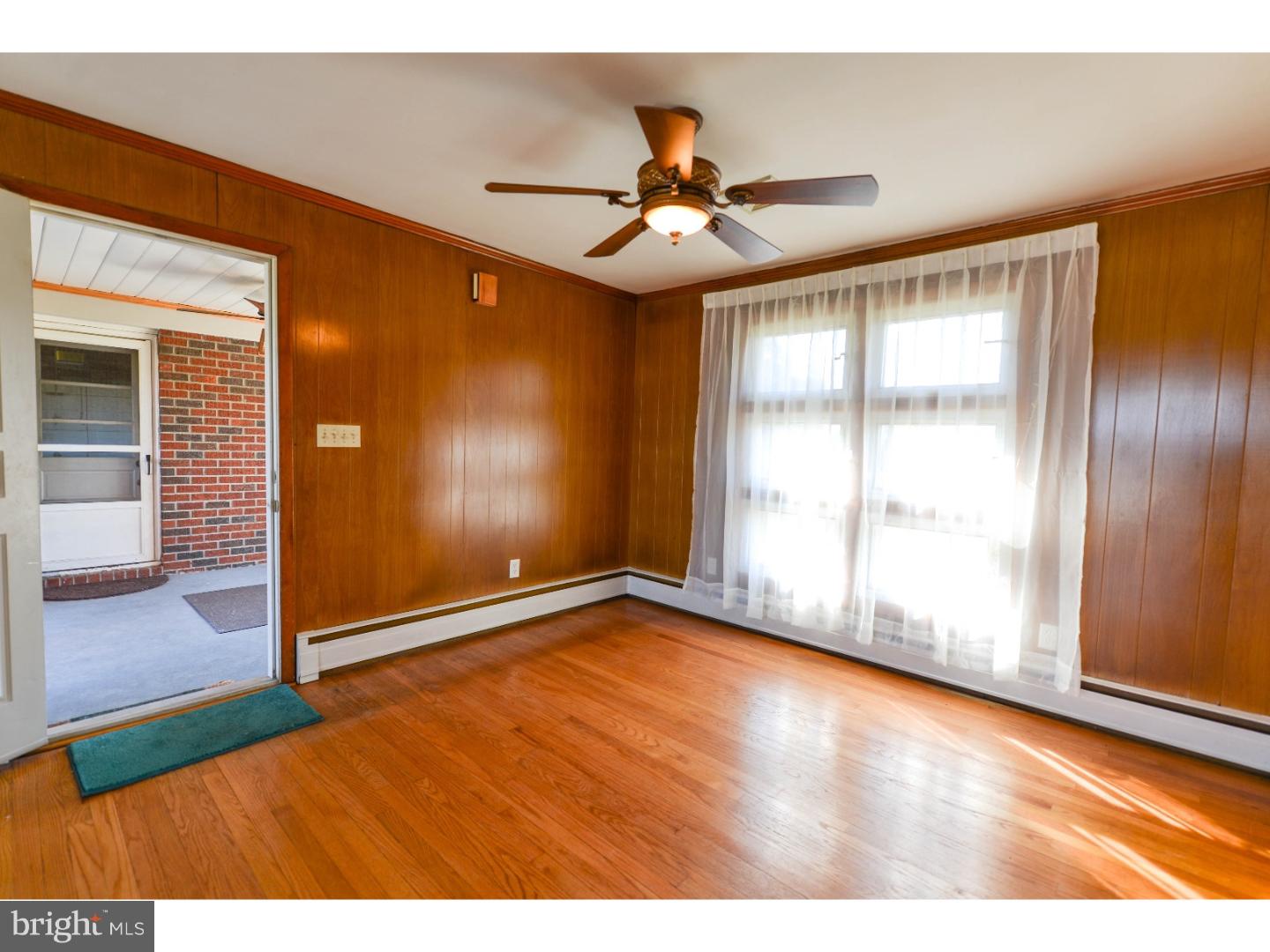 475 Whig Lane Road Pilesgrove, NJ 08098 - Photo 9 of 19 Gallery Image 9