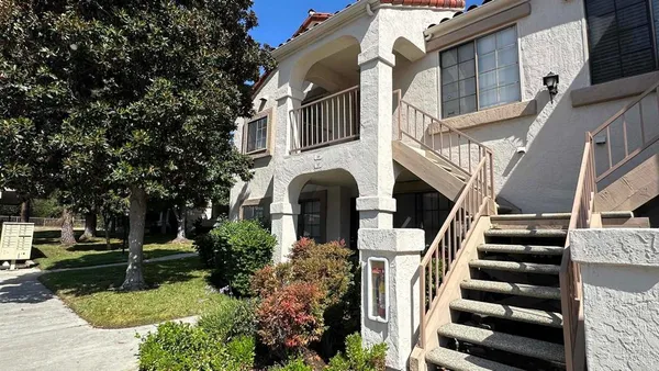 $2,300 | 13062 Wimberly Square, San Diego, CA 92128