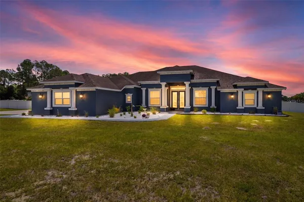 $695,000 | 6152 Northeast 64th Street, Silver Springs, FL 34488