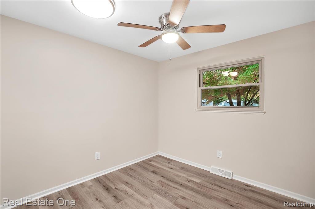 2550 Longview Avenue Rochester Hills, MI 48307 - Photo 20 of 40
