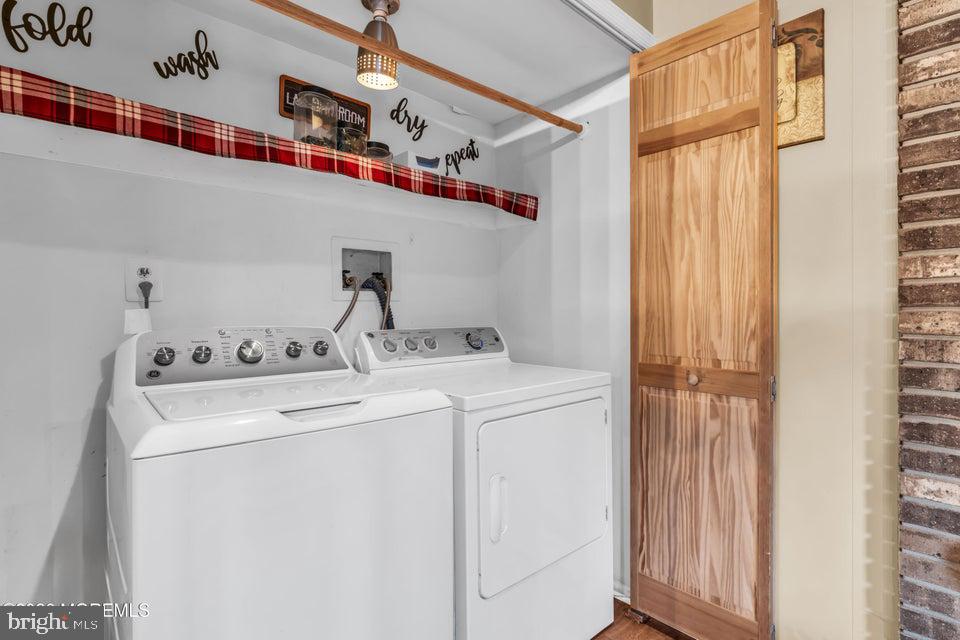 10 Cobblestone Court Howell, NJ 07731 - Photo 26 of 32