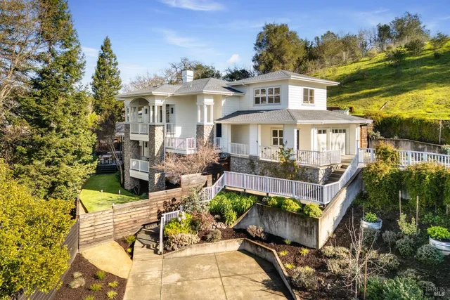 $1,250,000 | 384 Arabian Way, Healdsburg, CA 95448