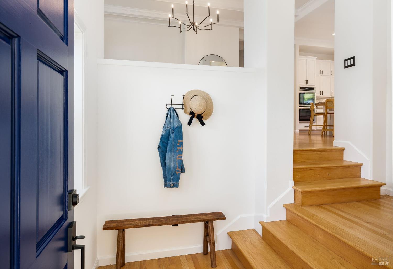 384 Arabian Way Healdsburg, CA 95448 - Photo 2 of 65 Welcoming entry foyer.