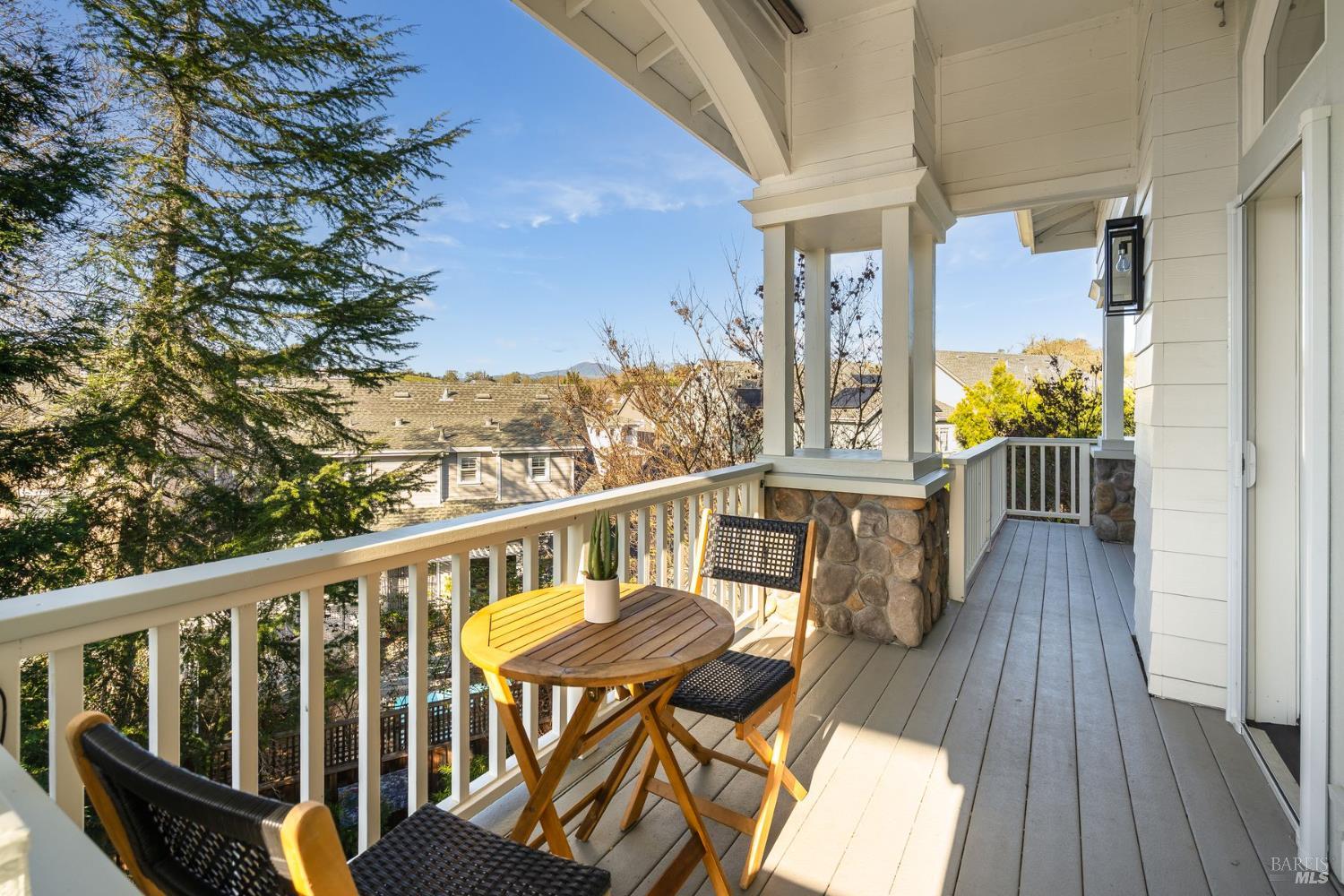 384 Arabian Way Healdsburg, CA 95448 - Photo 33 of 65 Sunlight balcony off the living room.