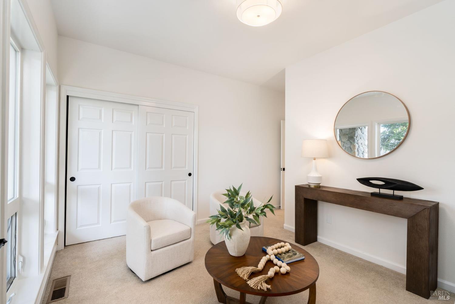 384 Arabian Way Healdsburg, CA 95448 - Photo 42 of 65 Downstairs bedroom 3/Office.