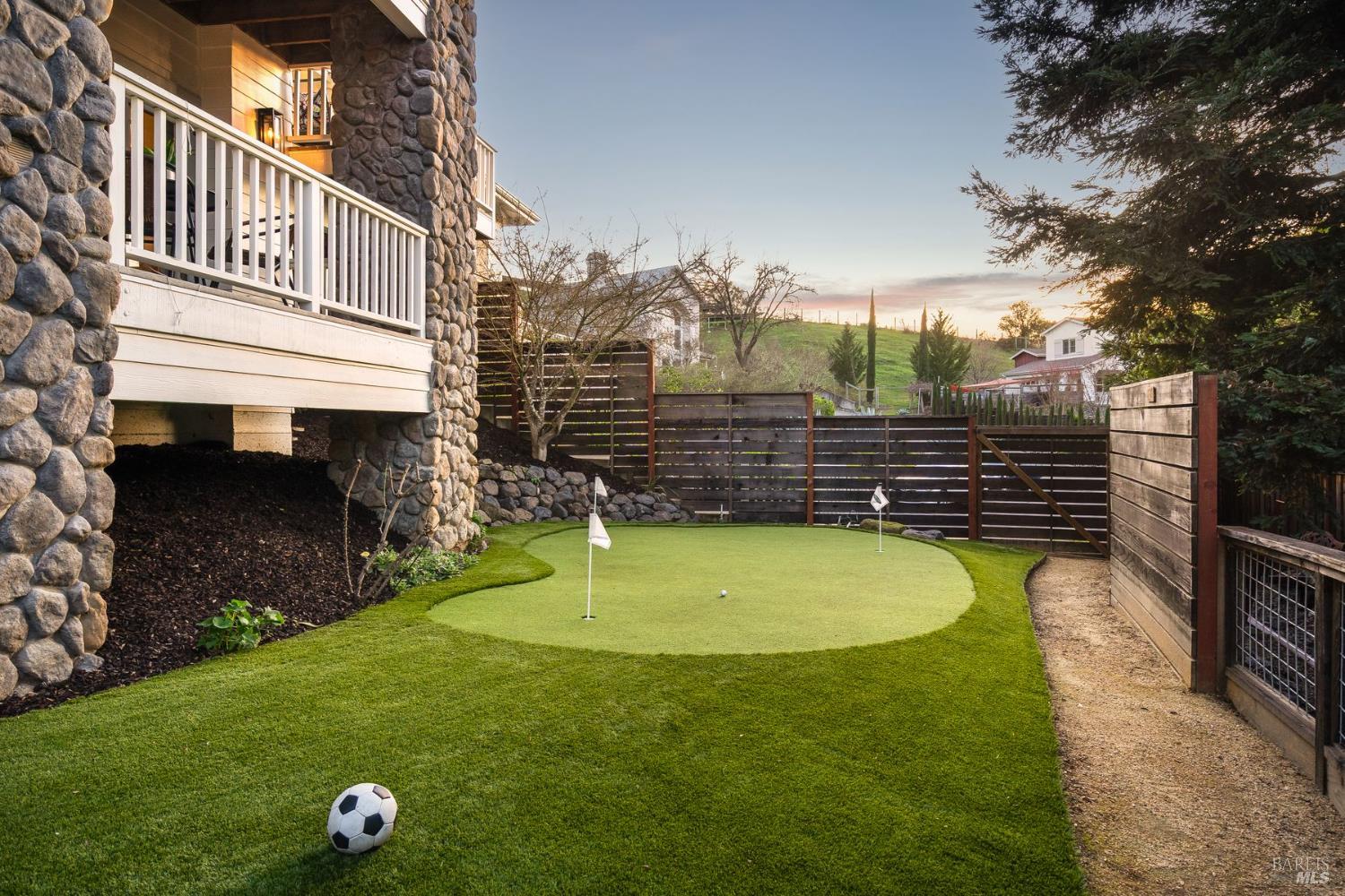 384 Arabian Way Healdsburg, CA 95448 - Photo 52 of 65 Enjoyable grass area for fun and relaxation.