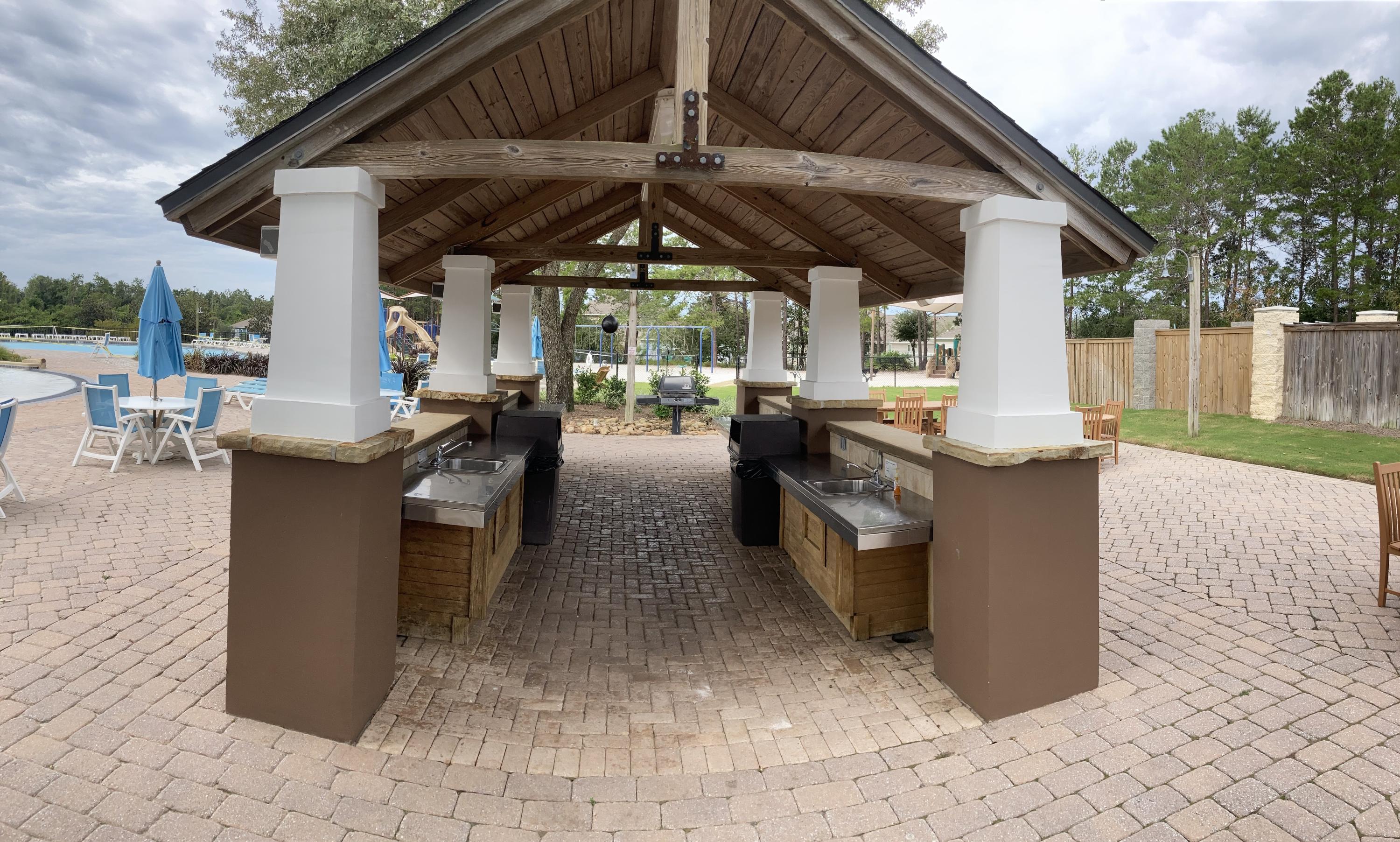 318 Whispering Way Freeport, FL 32439 - Photo 6 of 37 Amenities