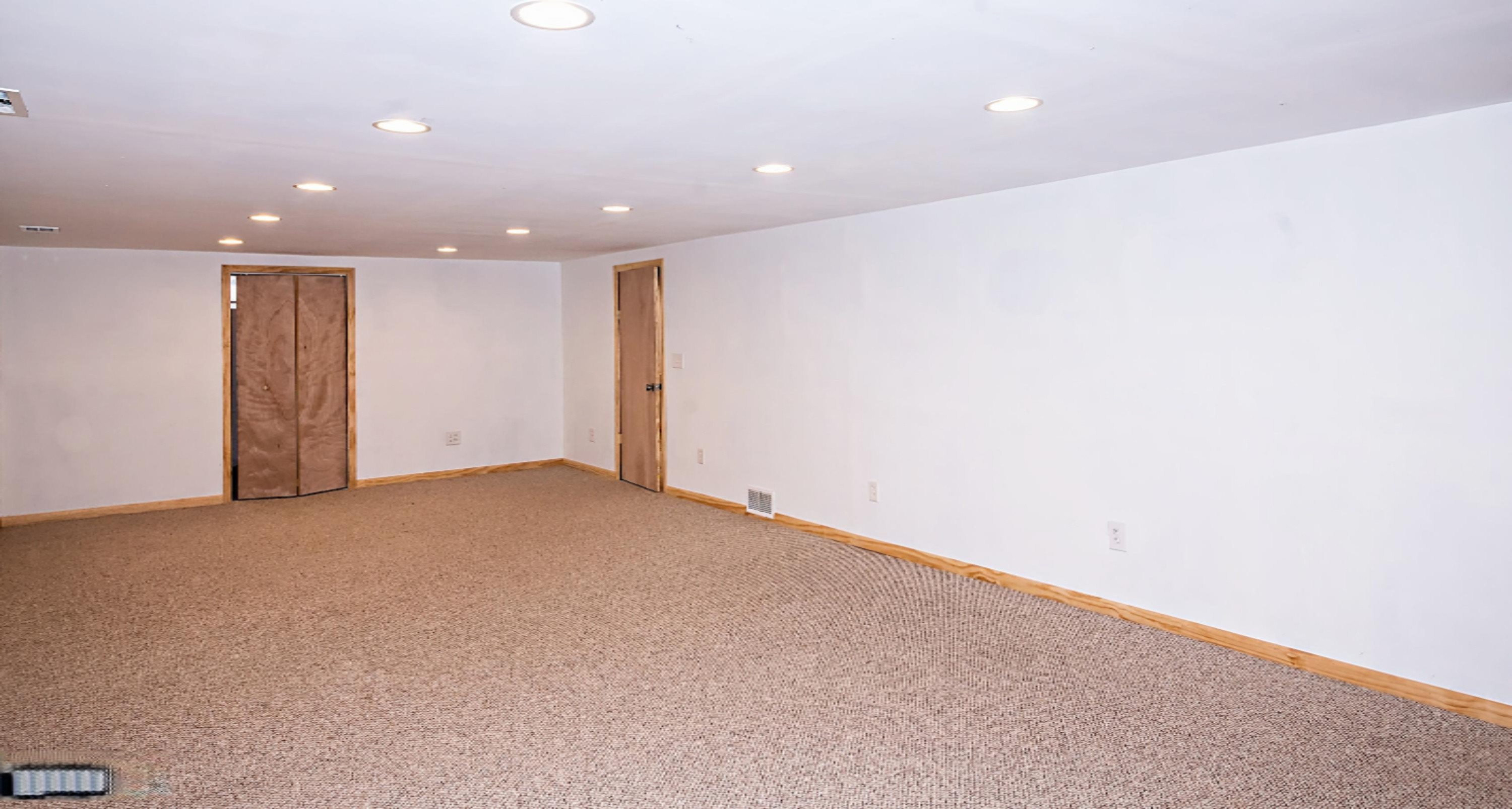 718 Sheridan Road St. Joseph, MI 49085 - Photo 18 of 24 Basement Family Room