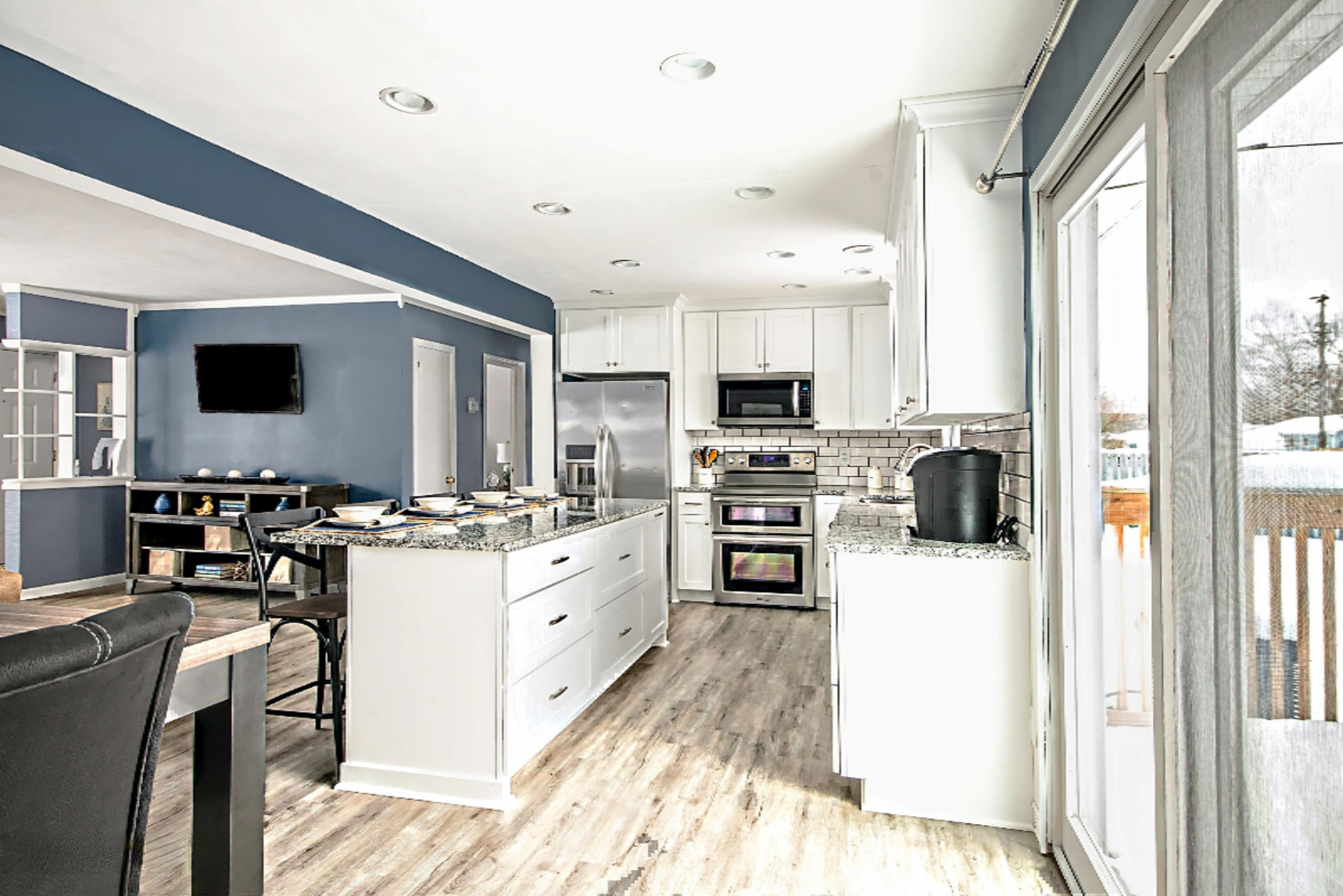 718 Sheridan Road St. Joseph, MI 49085 - Photo 9 of 24 Kitchen