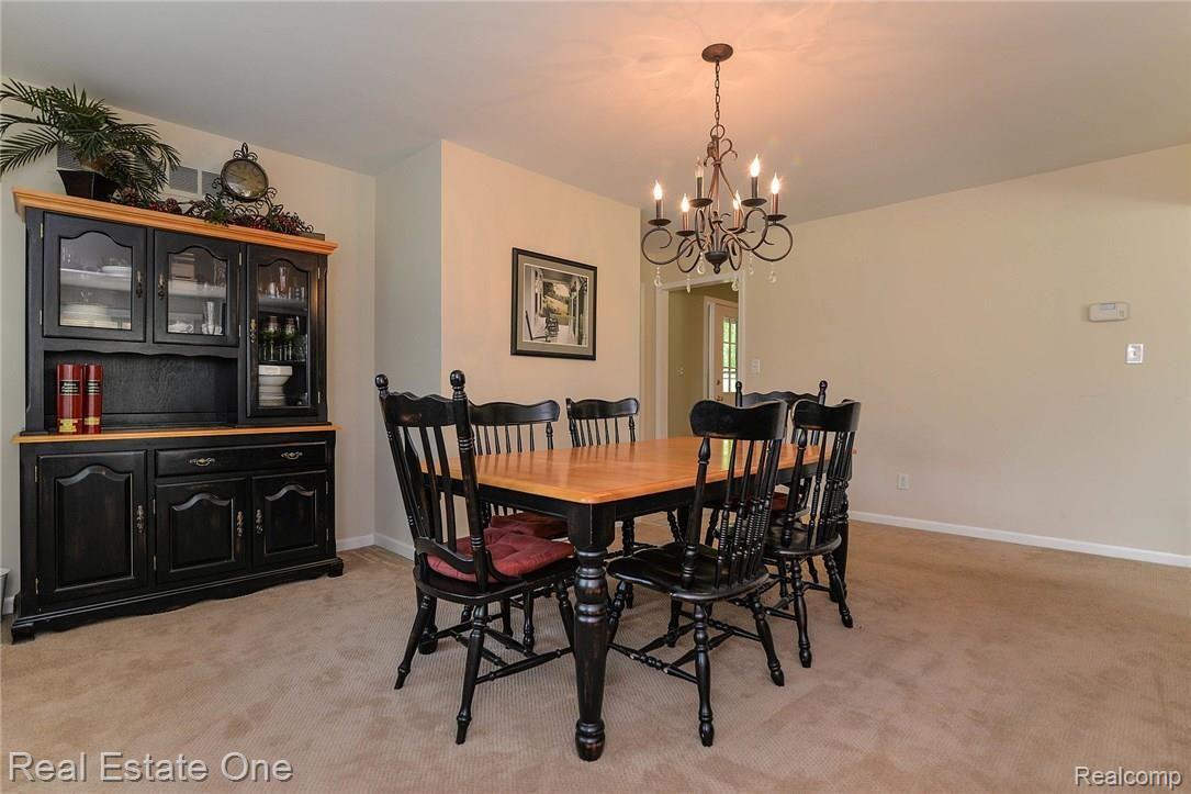 1343 Lone Tree Road Milford, MI 48380 - Photo 13 of 56 26_13.jpg