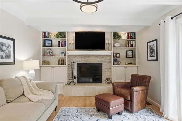 $550,000 | 2344 Southwood Drive, Pittsburgh, PA 15241