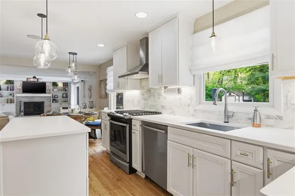 $550,000 | 2344 Southwood Drive, Pittsburgh, PA 15241