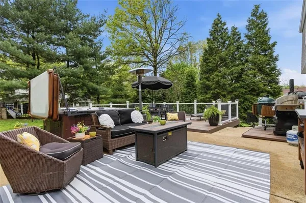 $550,000 | 2344 Southwood Drive, Pittsburgh, PA 15241