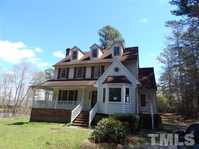 1013 Branchview Court Raleigh, NC 27610 - Photo 1 of 23 Gallery Image 1