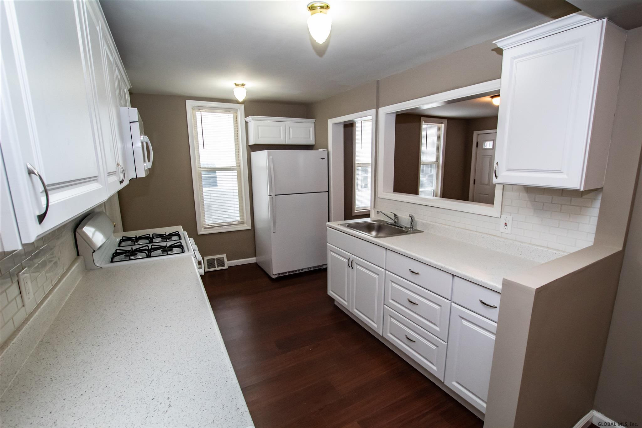 32 Walnut Street Gloversville, NY 12078 - Photo 4 of 20 Photo 4