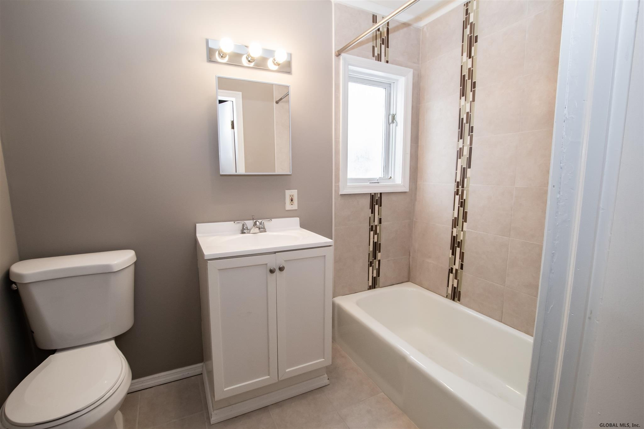 32 Walnut Street Gloversville, NY 12078 - Photo 7 of 20 Photo 7