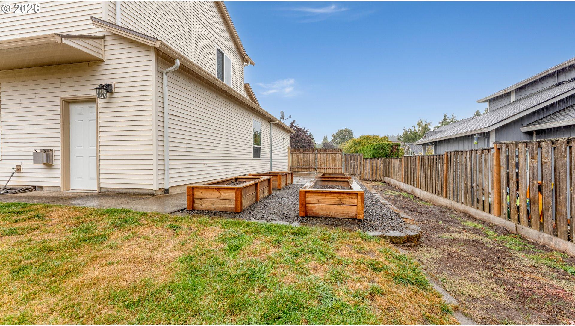 18283 Davis Street Sandy, OR 97055 - Photo 41 of 48 Gallery Image 41