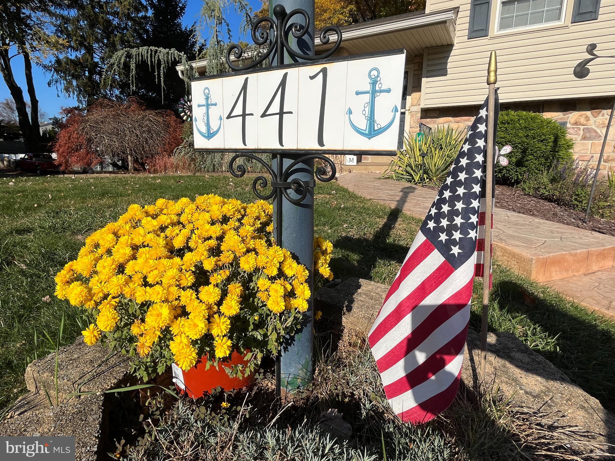 441 Hightop Road West Chester, PA 19380 - Photo 3 of 35 Bright lamp post for outdoor lighting