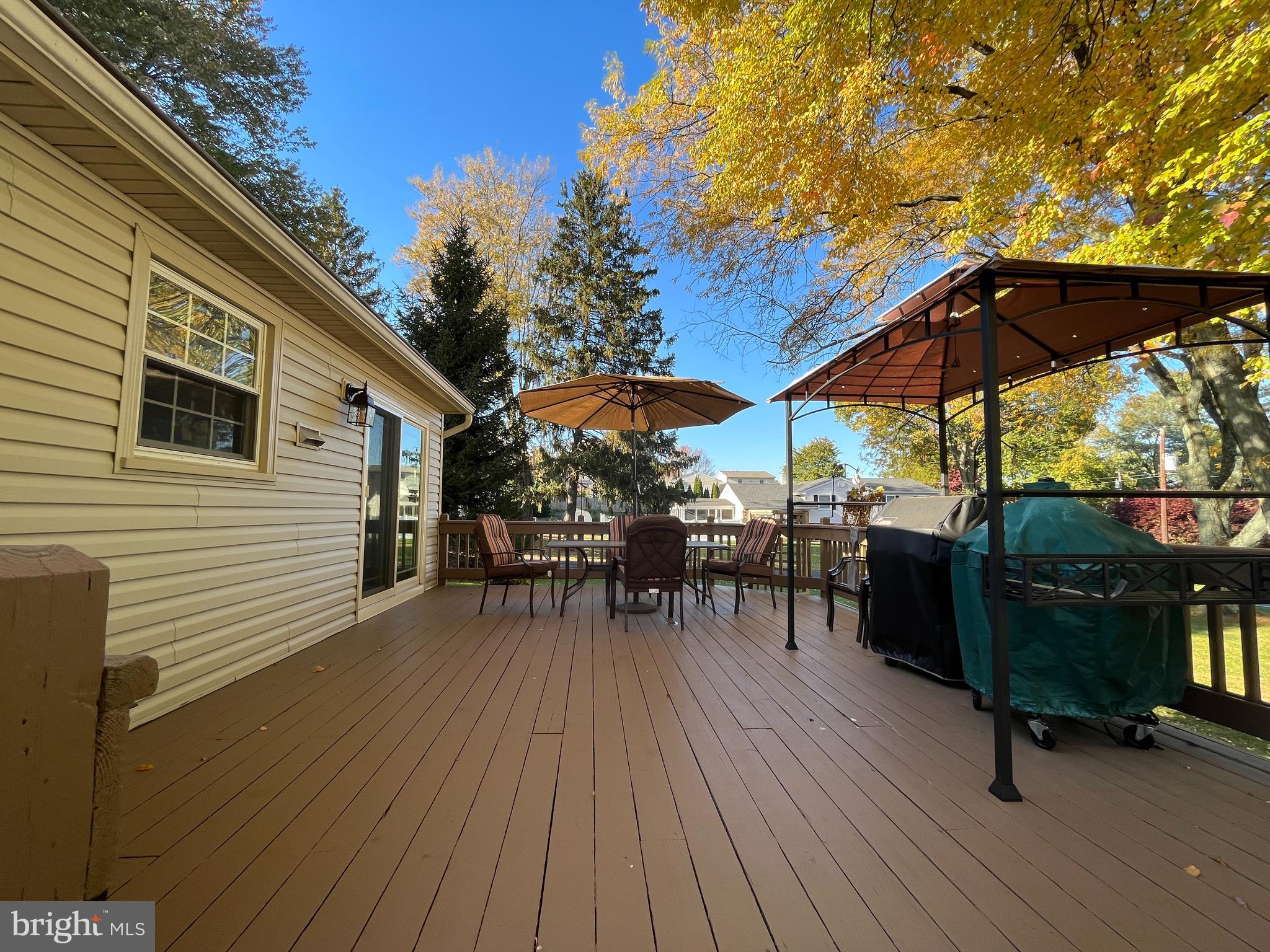 441 Hightop Road West Chester, PA 19380 - Photo 7 of 35 Large private deck