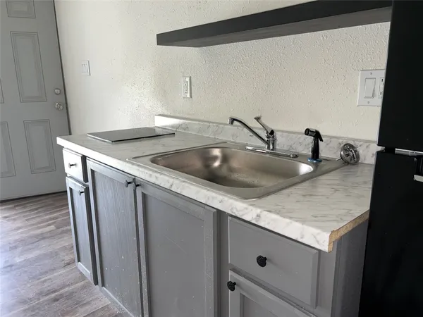 a close view of sink and tap