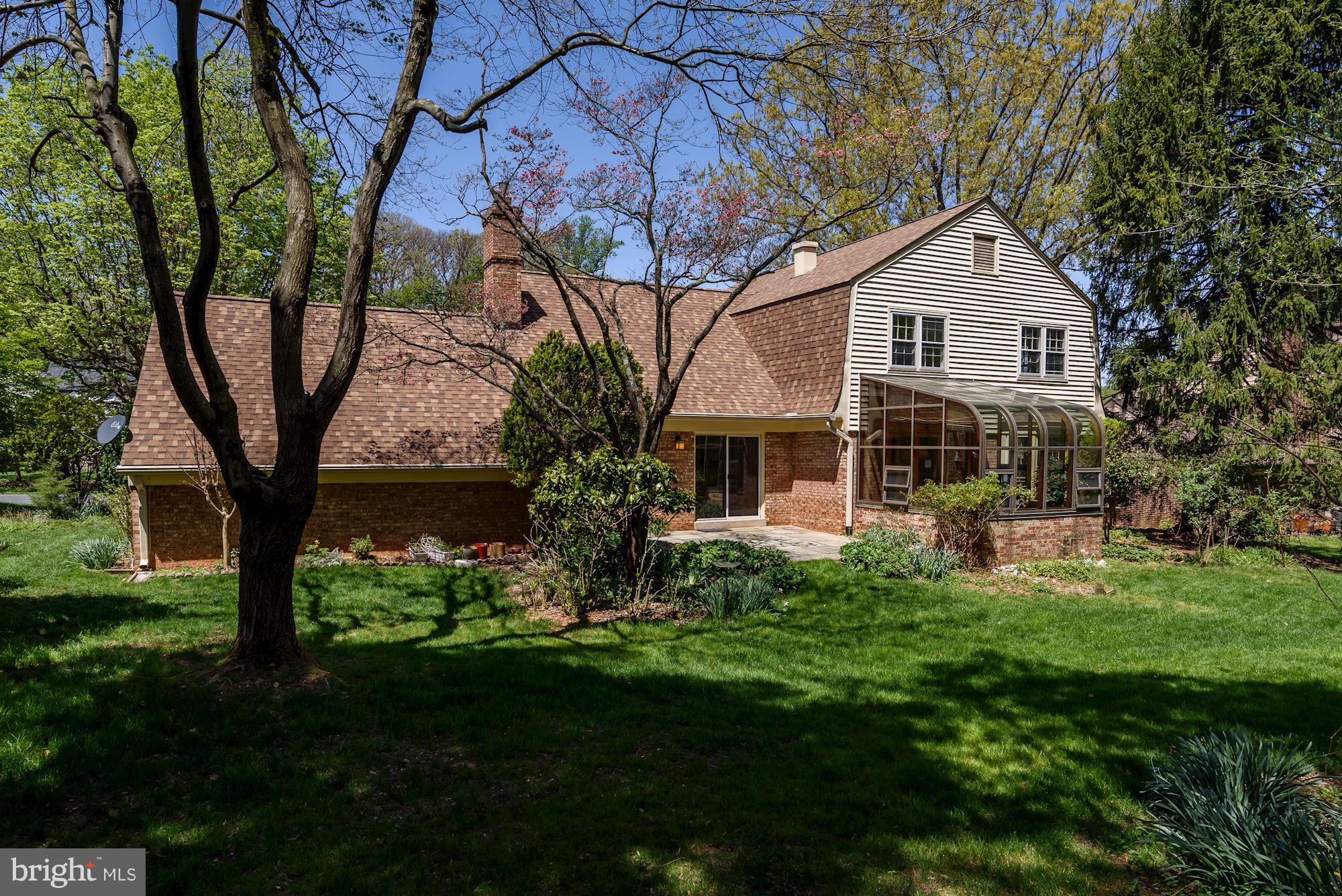11805 Gregerscroft Road Potomac, MD 20854 - Photo 22 of 22 Exterior (Rear)