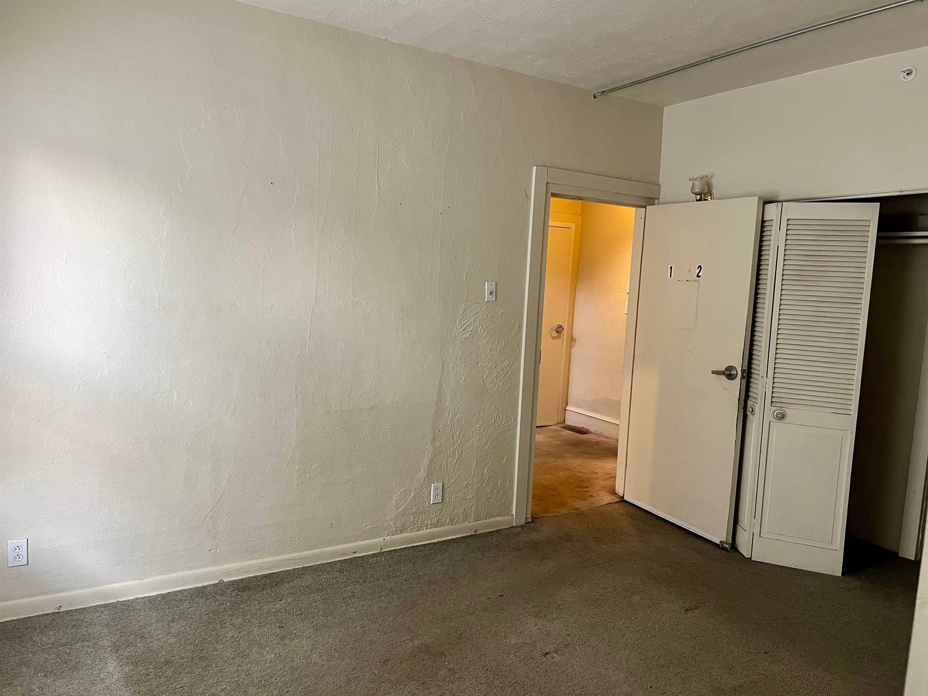 712 Main Street Point Pleasant, WV 25550 - Photo 13 of 26 Gallery Image 13