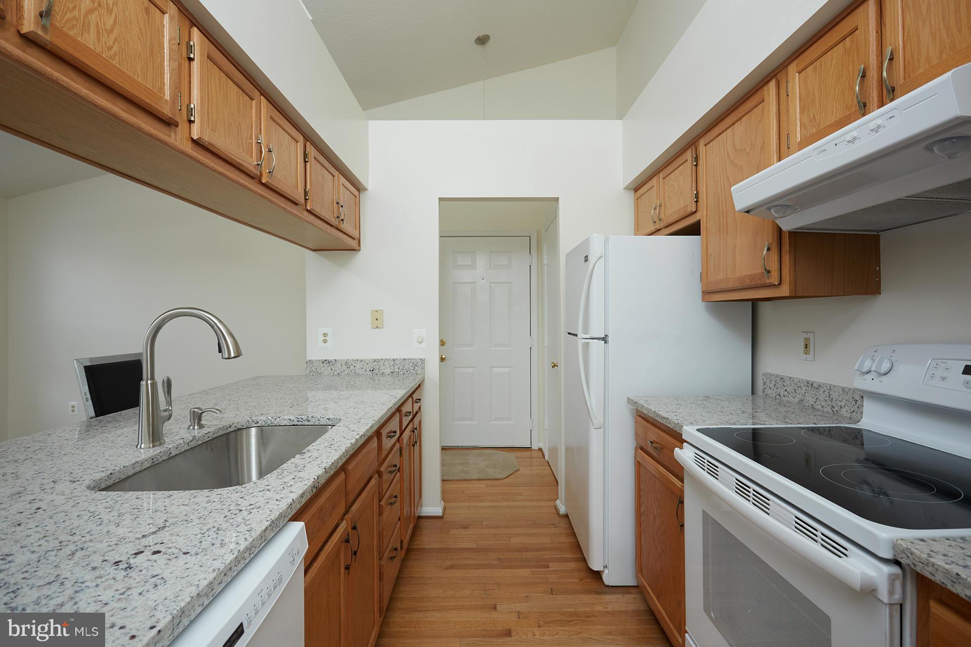 2715 Snowbird Terrace, Unit 1028 Silver Spring, MD 20906 - Photo 8 of 20 Kitchen
