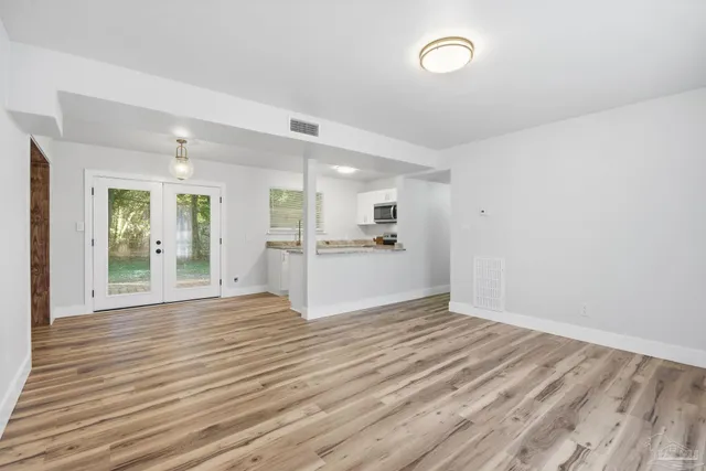 $207,000 | 522 South Edgewood Circle, Pensacola, FL 32506