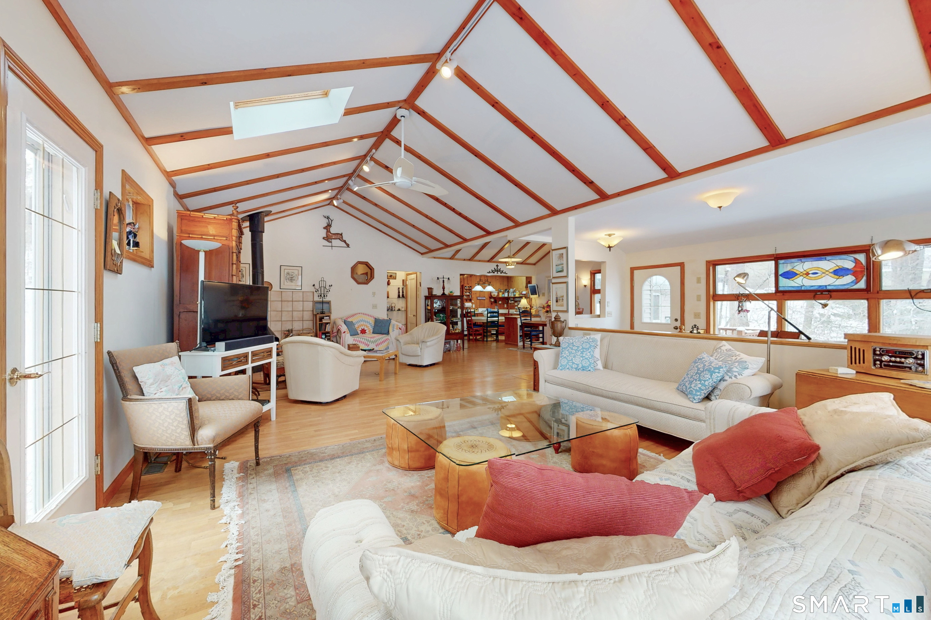 29 Carol Street Danbury, CT 06810 - Photo 11 of 40