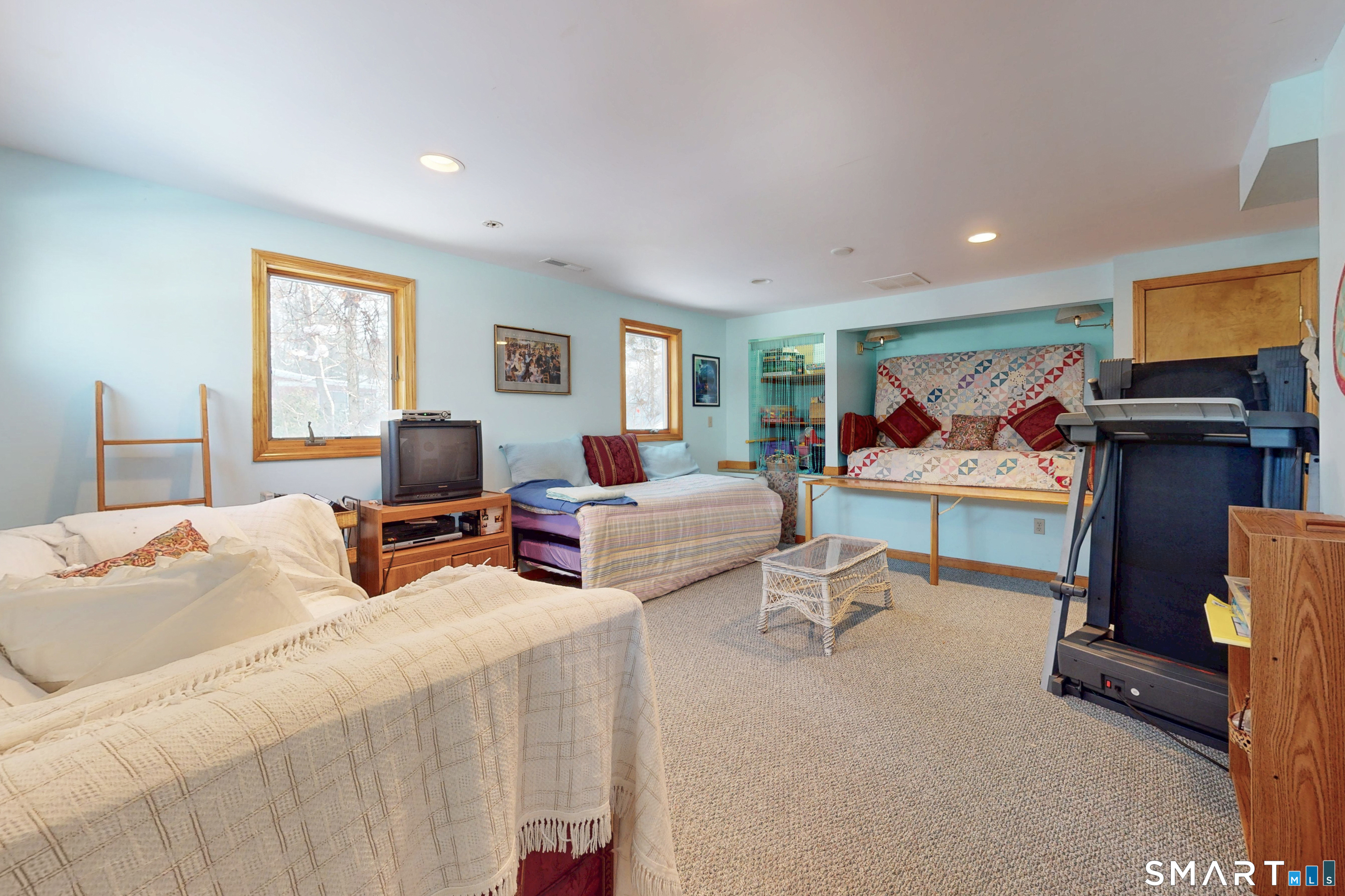 29 Carol Street Danbury, CT 06810 - Photo 22 of 36