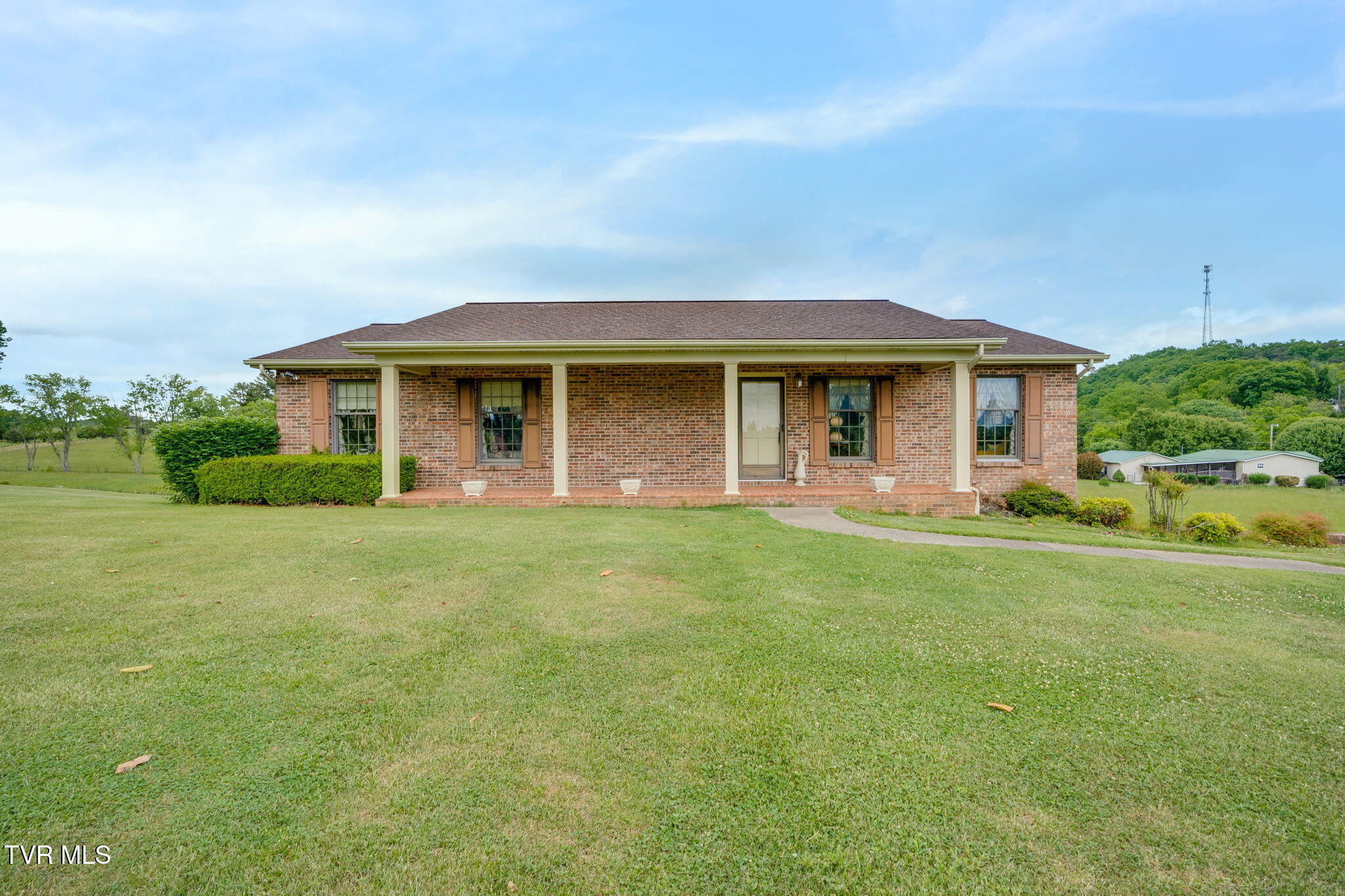 453 Twin Barns Road Greeneville, TN 37743 - Photo 41 of 46 001