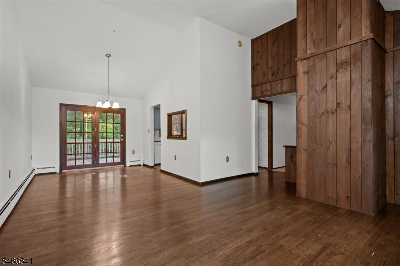 628 Succasunna Road Mount Arlington, NJ 07850 - Photo 3 of 34 Gallery Image 3