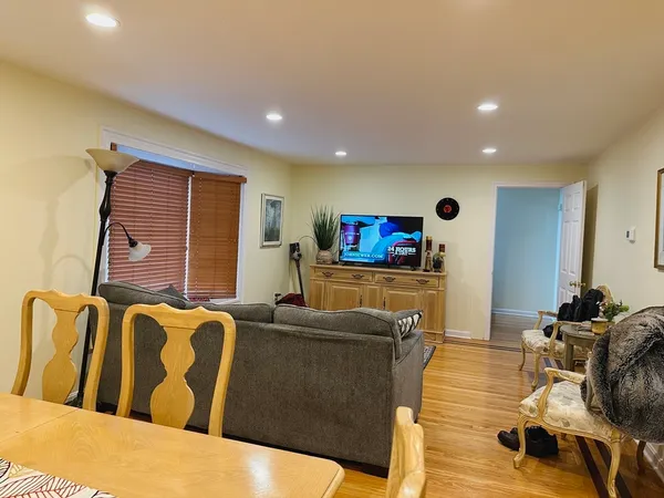 $4,400 | 209 Adams Street, Unit B, Malden, MA 02148