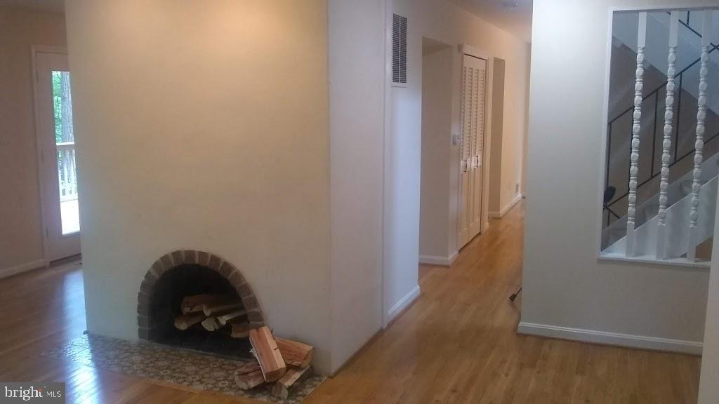 405 Pine Road Fort Washington, MD 20744 - Photo 14 of 37