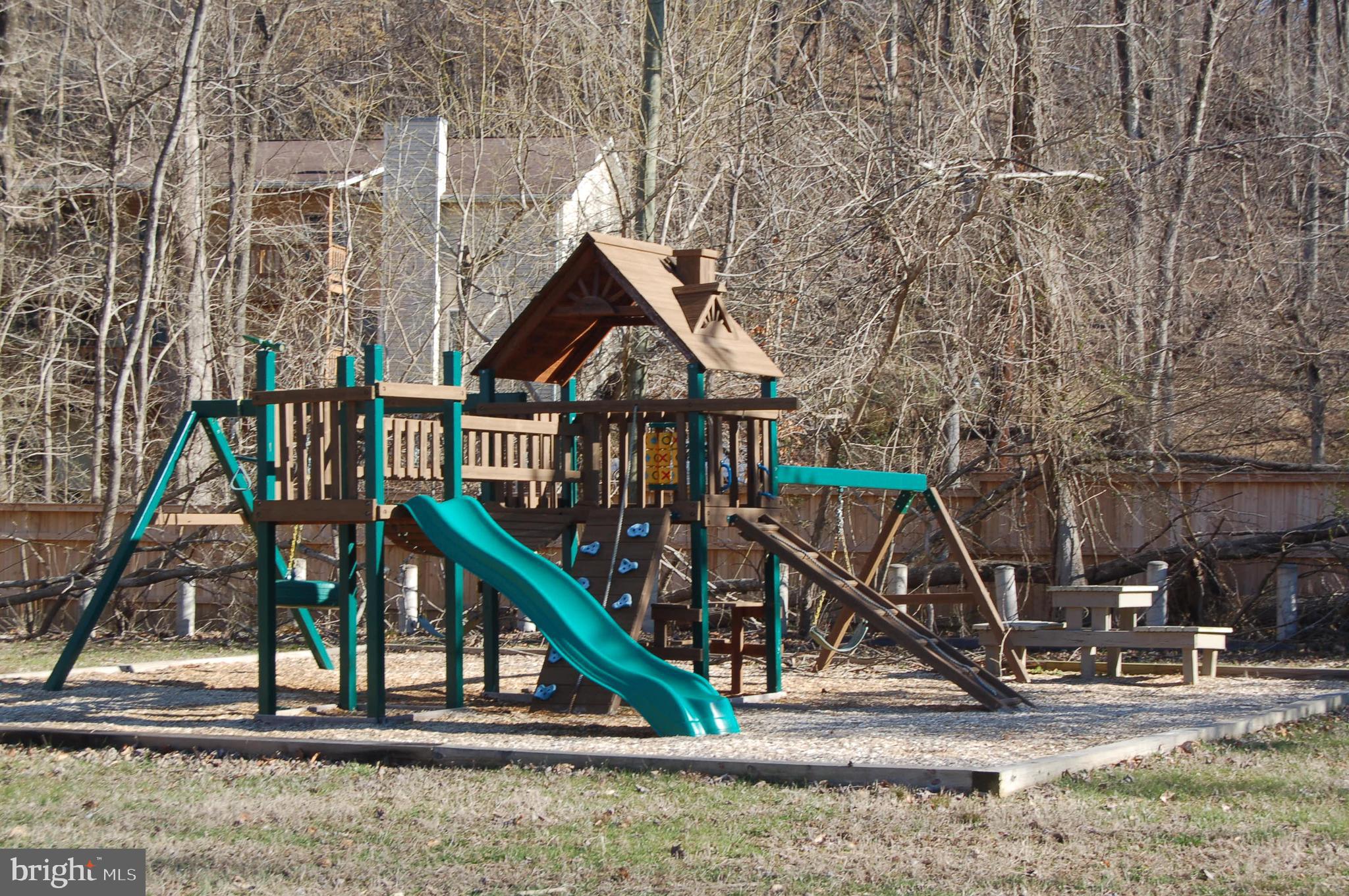 405 Pine Road Fort Washington, MD 20744 - Photo 33 of 37