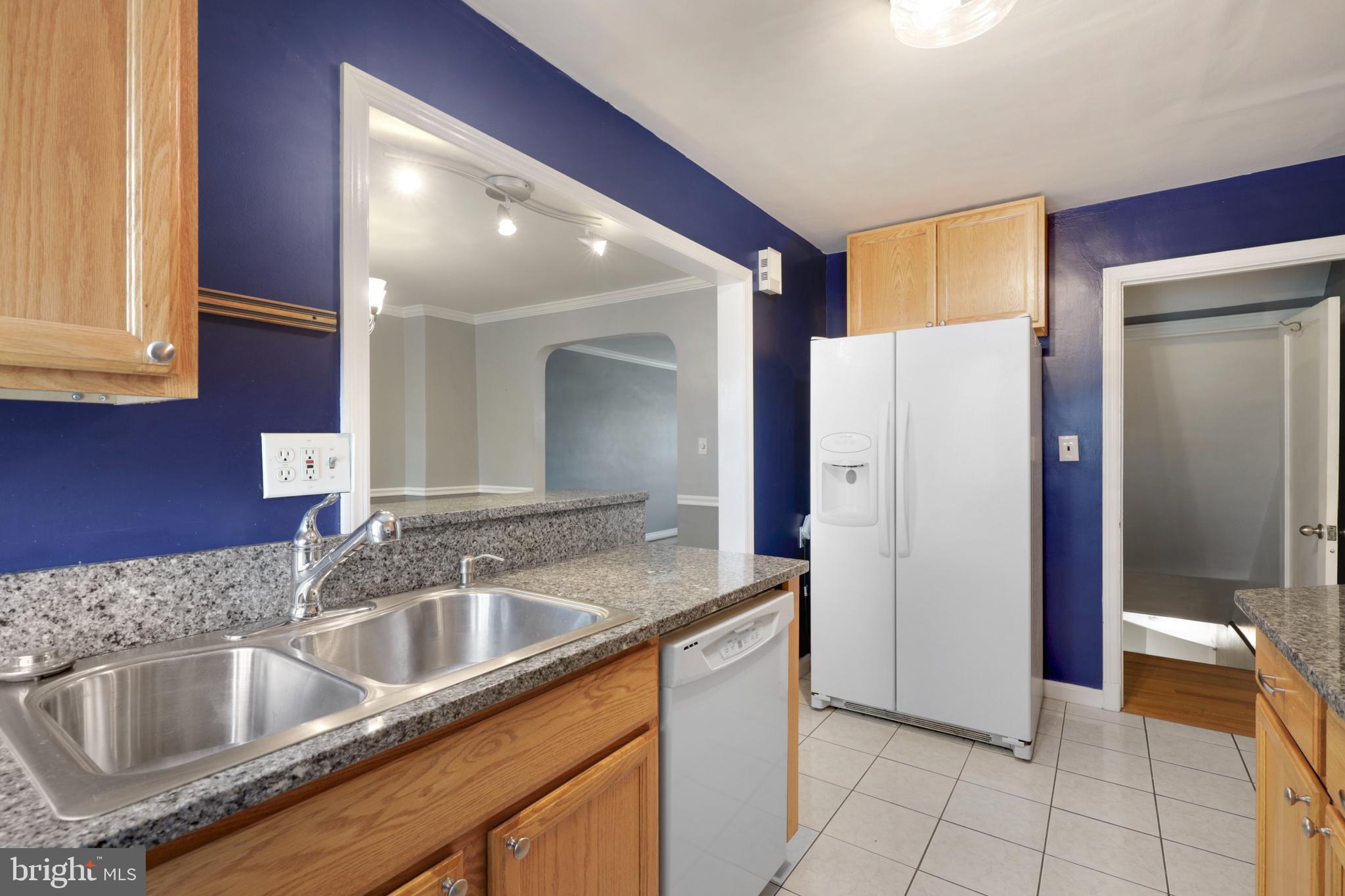 1804 Deveron Road Towson, MD 21286 - Photo 14 of 45 Kitchen