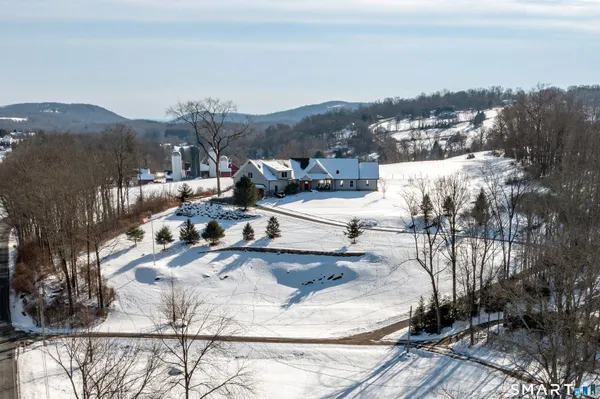$1,695,000 | 105 Highway 39, Sherman, CT 06784