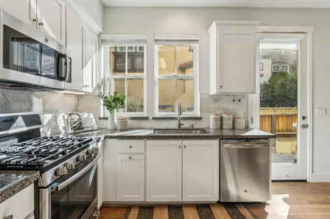 $1,348,000 | 160 Tilton Avenue, San Mateo, CA 94401
